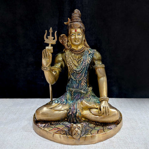 9.4 Inch Divine Brass Shiv Parivaar Idol, A Beautiful Representation of Lord Shiva, Goddess Parvati, and Their Divine Children, Lord Ganesha and Lord Kartikeya. Handcrafted in High-Quality Brass, This Statue Embodies Love, Devotion, and Family Unity, Making It a Perfect Addition to Your Home Temple or Sacred Space. Ideal for Worship, Pooja, and Spiritual Blessings. India’s Largest Pooja Accessories Brand – www.satvikworld.com