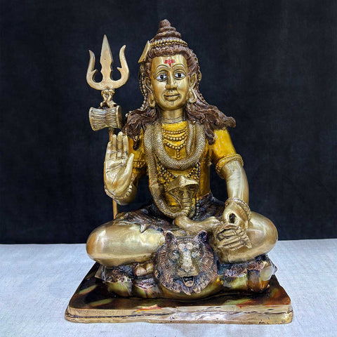 17.5 Inch Brass Lord Shiva Statue in Meditation Pose – A serene and majestic brass statue of Lord Shiva in deep meditation, embodying peace, spirituality, and divine energy. Perfect for home temples, meditation spaces, and spiritual décor. India’s Largest Pooja Accessories Brand – www.satvikworld.com
