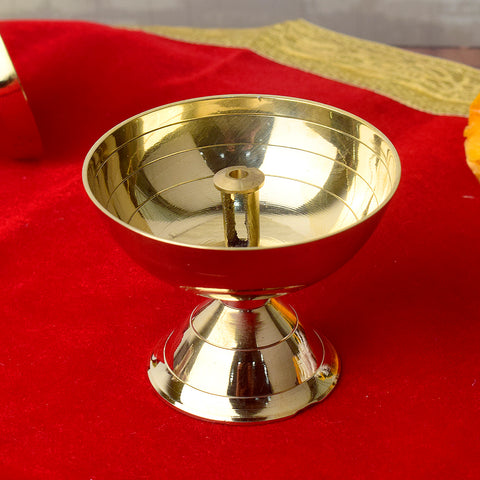 Pure Brass Akhand Payali Diya available in six different sizes, designed for long-lasting illumination during religious ceremonies, featuring intricate detailing and a timeless, elegant finish. India’s Largest Pooja Accessories Brand – www.satvikworld.com 